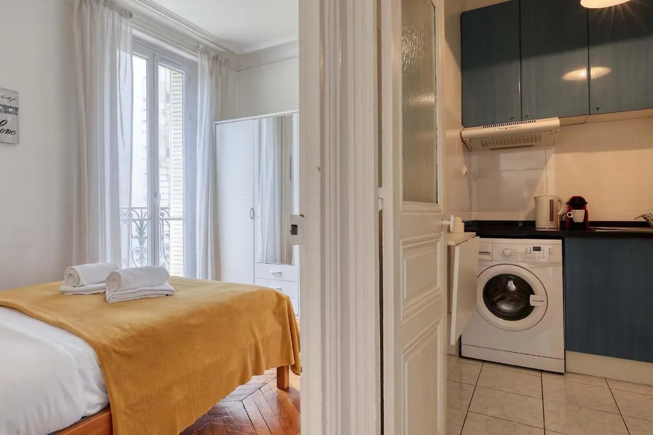 Apartament Cosy Parisian 1Bdr Flat - Prime Location Le Marais Francja